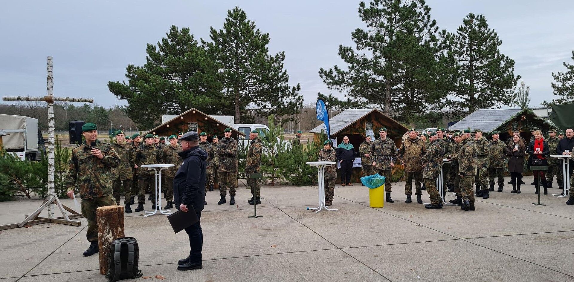 Torgelow: Ferdinand-von Schill-Kaserne feiert Weihnachtsmarkt