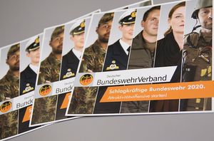 Schlagkräftige Bundeswehr 2020