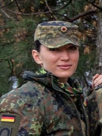 Stabsunteroffizier Elena B. will sich künftig auch als Ansprechpartnerin einsetzen. Foto: DBwV/Yann Bombeke