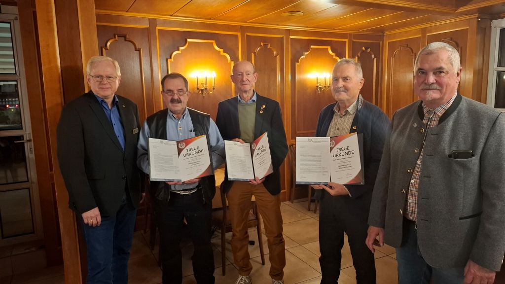 Köln: Die KERH Köln wünscht allen Kameradinnen und Kameraden eine schöne Weihnachtszeit und ein gutes Neues Jahr 2026