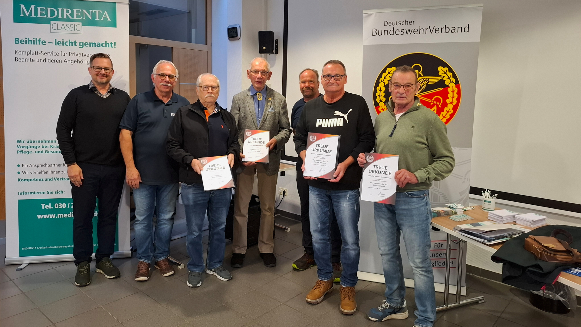 Vortrag, Ehrungen und Kameradschaftspflege in Neckarzimmern