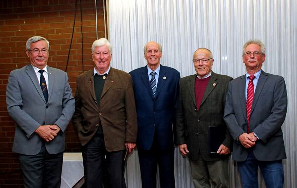 Armin Komander, Helmut Wiskow, Gerhard Goike, Manfred Braun und Andreas Priesemann (v.l.) Foto: DBwV