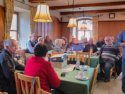 Sozialberater Killer stellte das Leistungsspektrum des Sozialdienstes der Bundeswehr für die Ehemalige und deren Familienangehörigen vor. Foto: Dirk Becker