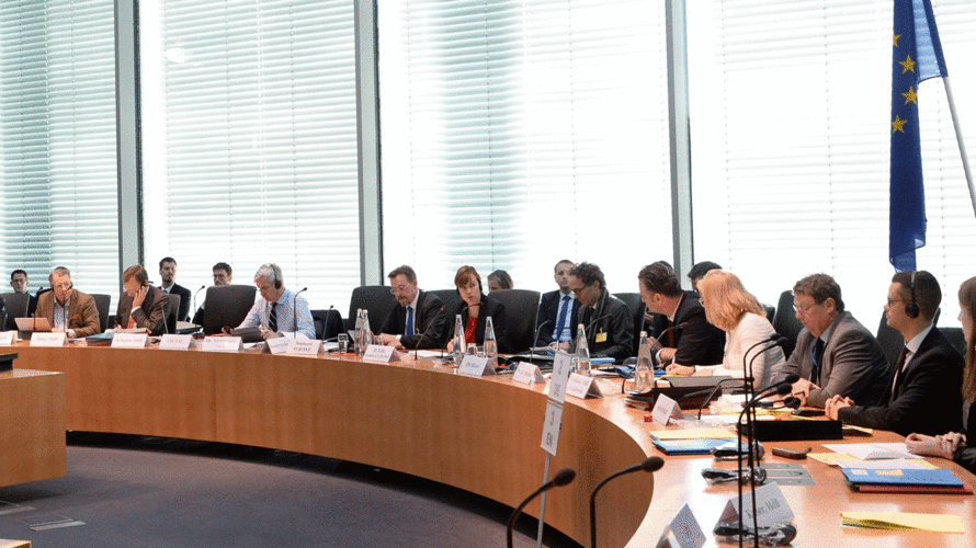 Der Ausschuss für Inneres hat sich heute mit dem BesStMG befasst. Archivfoto: Deutscher Bundestag/Achim Melde