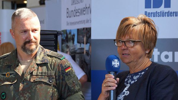 v.l.: Gero Riedel und Margarete Hauck eröffnen die Rotenburger Veranstaltung (LV Nord/DBwV)