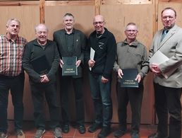 In Faßberg (v.l.): Thomas Frederich, Jürgen Wolff, Martin Sagehorn, Hans Jürgen Birk, Klaus Gottwald und der stellvertretende Kameradschaftsvorsitzende Oberstabsfeldwebel a.D. Harald Zimmer. Foto: LV Nord
