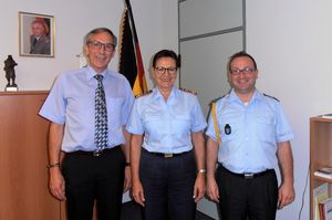 Landesvorsitzender Gerhard Stärk (l.) mit TruKa Vorsitzenden Mirko Lange (r.)während des Antrittsbesuchs bei Generalstabsarzt Dr. Gesine Krüger Foto: DBwV