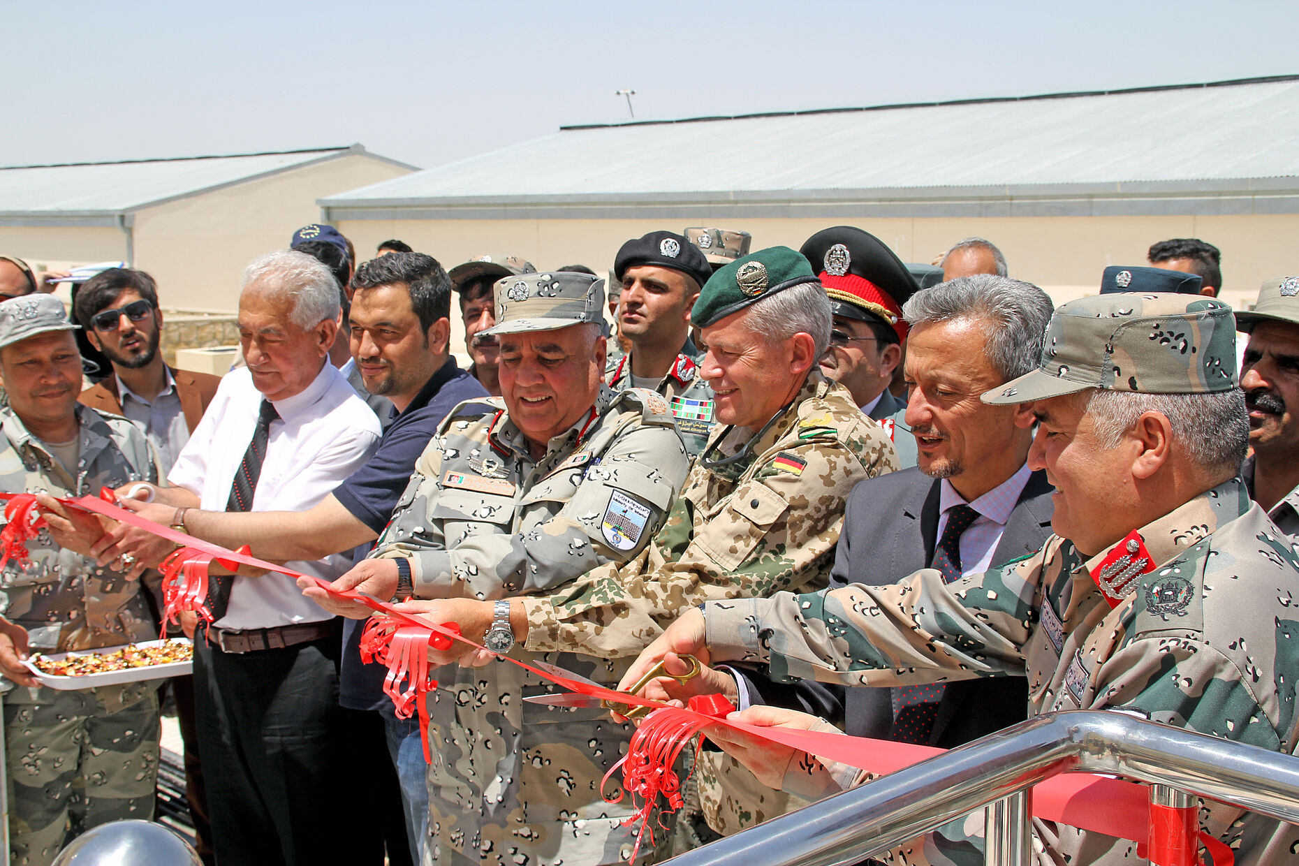 Bodemann eröffnet gemeinsam mit hochrangigen afghanischen Offiziellen ein neues Trainingszentrum der Afghan Border Police Foto: Bundeswehr/Christoph Lammel
