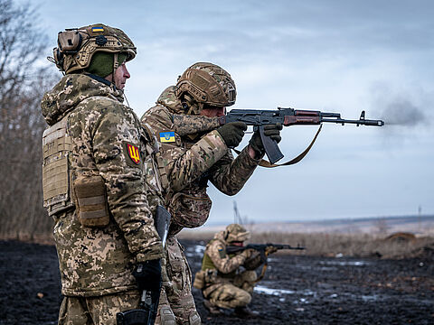 Weitere Waffenlieferungen für die Ukraine? Das ZDF-Politbarometer zeigt, 63 Prozent stimmen dafür. Foto: picture alliance/Anadolu/Ignacio Marin