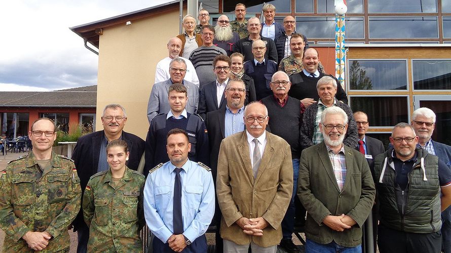 Tagten im Erlebnisland Eurostrand in Leiwen an der Mosel: Mandatsträger aus dem Bezirk 7 Saar-Nahe-Westpfalz Foto: DBwV/Bezirk 7