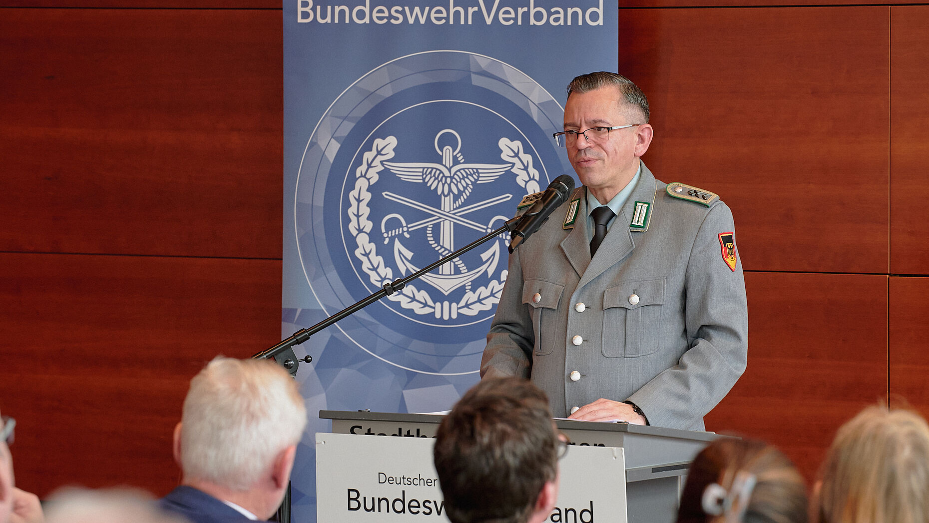 Der Stellvertreter des Bundesvorsitzenden, Stabsfeldwebel a.D. Thomas Schwappacher, sorgt sich nach dem Ampel-Aus um die Realisierung wichtiger Gesetzesvorhaben für die Bundeswehr. Foto: DBwV/Ingo Kaminsky