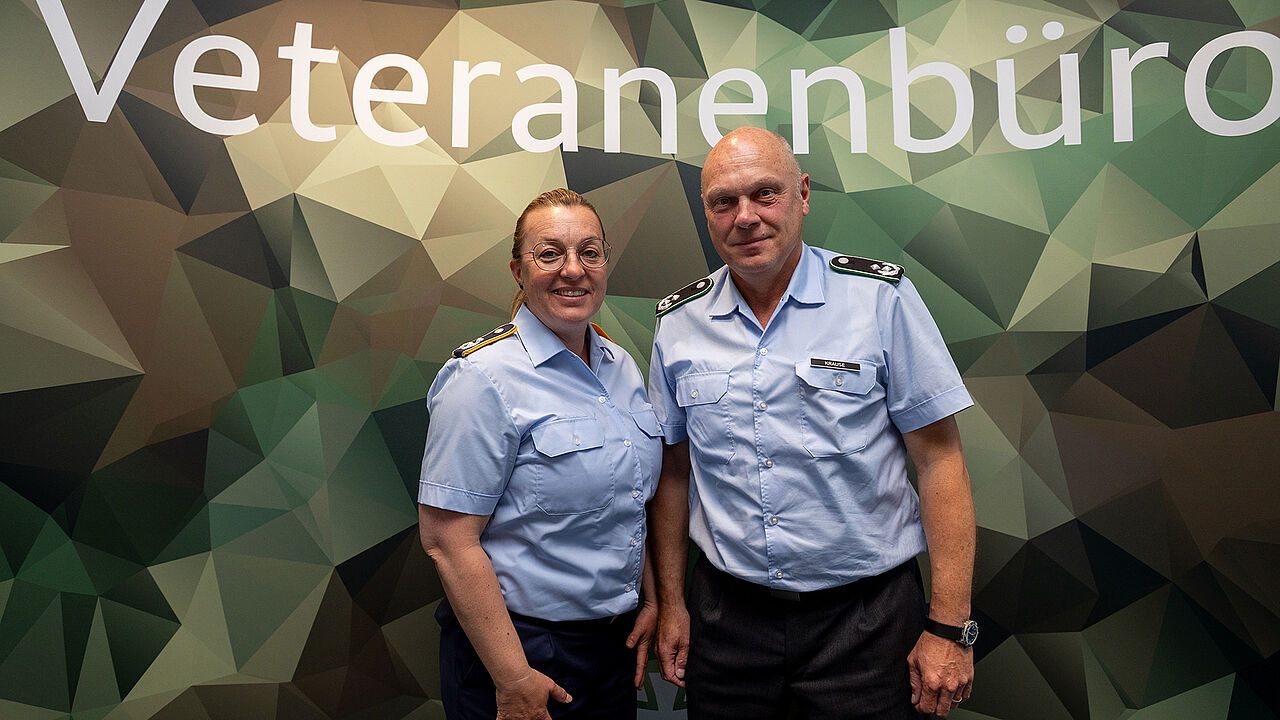 Das Duo an der Spitze des Veteranenbüros: Oberstleutnant Michael Krause und seine Stellvertreterin Oberstleutnant Sylvia Mehl. Foto: DBwV/Yann Bombeke