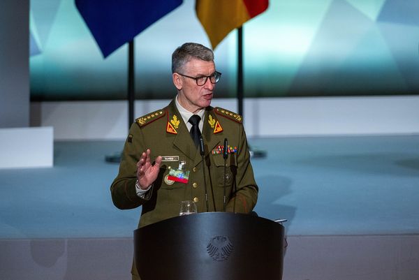 General Valdemaras Rupšys, Oberbefehlshaber der Streitkräfte der Republik Litauen. Foto:  picture alliance/dpa/Christophe Gateau