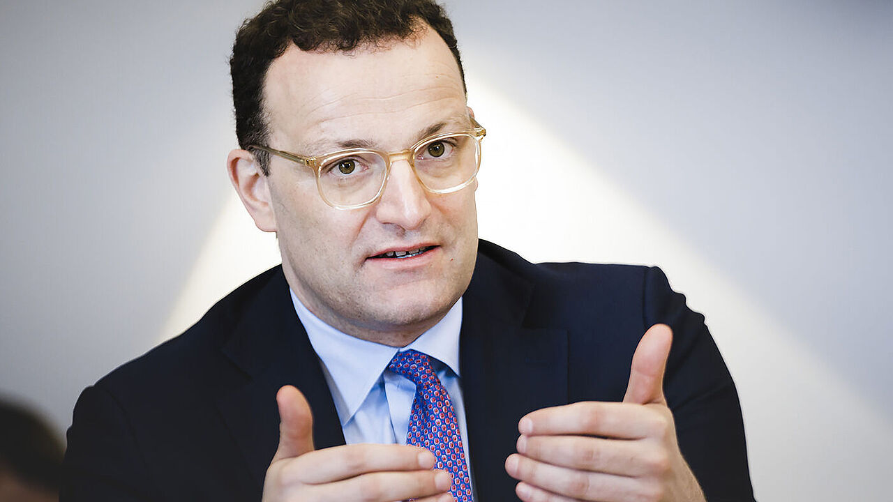Gesundheitsminister Jens Spahn dankte der Bundeswehr in Gronau für die Unterstützung in der Corona-Krise. Foto: BMG/Xander Heinl (photothek.net)
