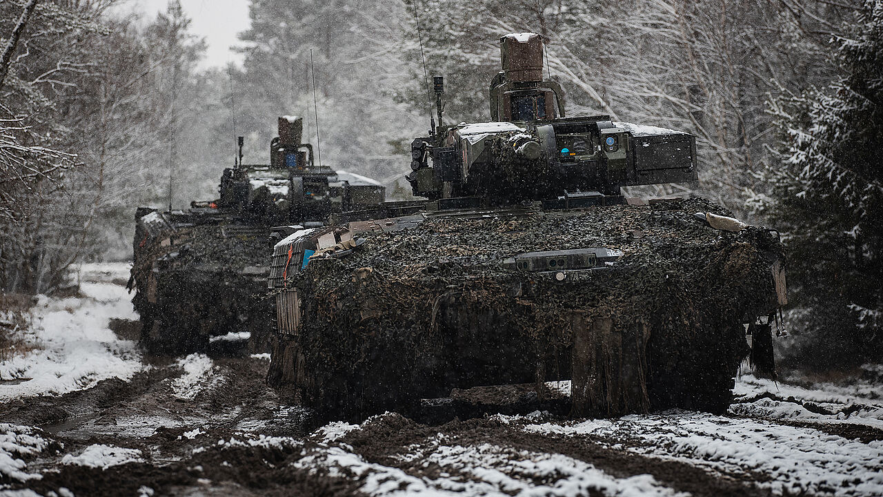 Als Ersatz für den Schützenpanzer Marder wartet das Heer auf ein zweites Los des Pumas. Foto: Bundeswehr/Maximilian Schulz