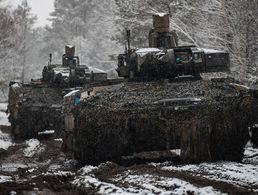 Als Ersatz für den Schützenpanzer Marder wartet das Heer auf ein zweites Los des Pumas. Foto: Bundeswehr/Maximilian Schulz