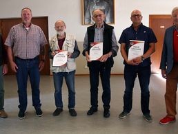 Nach den Ehrungen (v.l.): Dreier, Kipke, Schwarz, Berger, Bröker und Hellriegel. Foto: DBwV/ LV Nord