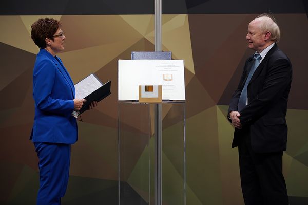 Andreas Flocken ist Moderator der NDR-Sendereihe Streitkräfte und Strategien. Foto: Bundeswehr/Sebastian Wilke