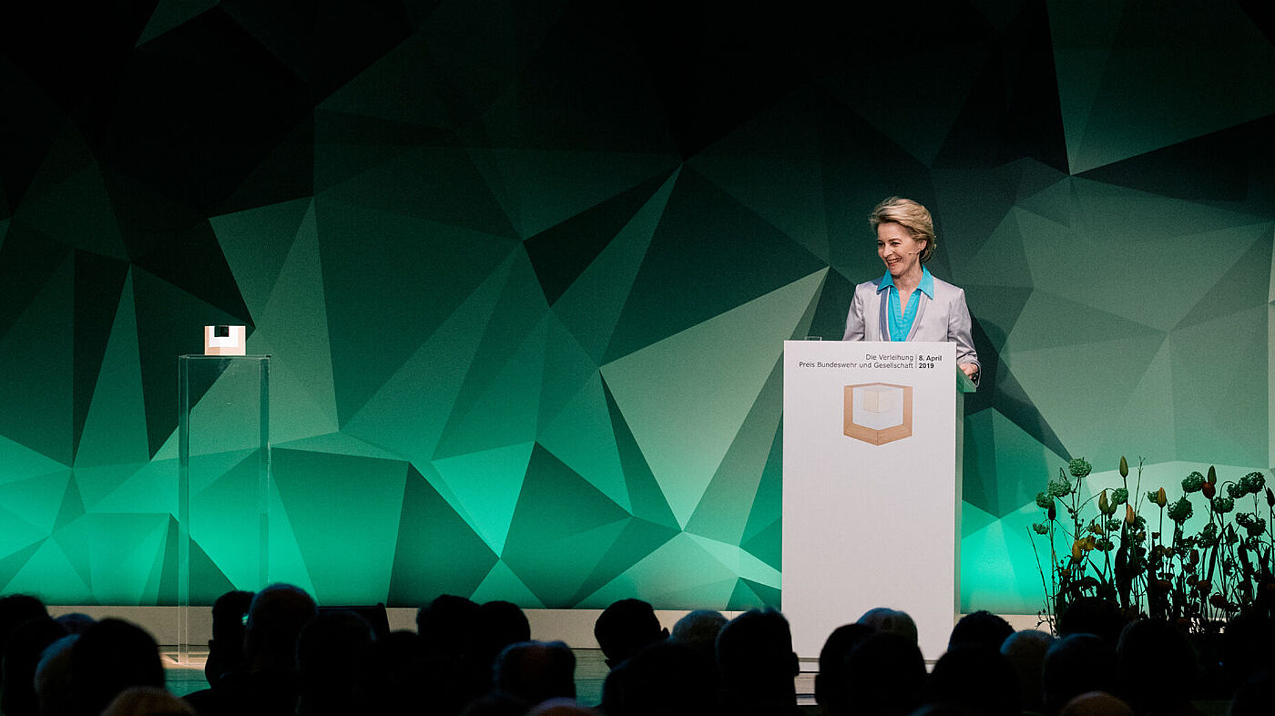Ursula von der Leyen betonte, dass der Rückhalt in der Gesellschaft für die Soldaten von unschätzbarem Wert sei. Foto: DBwV/Scheurer