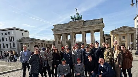 Für die eQualPro-Konferenz zur Gleichstellung der Geschlechter in den Streitkräften trafen sich Soldatinnen und Vertreter des DBwV in Berlin. Foto: DBwV