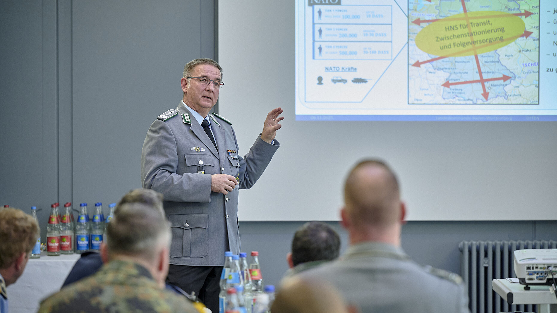 Oberst Ralf Bodamer mahnte für mehr Tempo bei der Umsetzung des „OPLAN Deutschland“. Foto: DBwV/Ingo Kaminsky