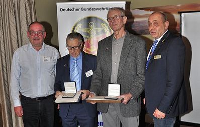 Vorsitzender Oberstleutnant a.D. Klaus Willmes (v.l.), die Stabsfeldwebel a.D. Werner Hasch und Lothar Rehder sowie Bezirksvorsitzender Stabsfeldwebel a.D. Matthias Schneider. Foto: Jochen Schmid