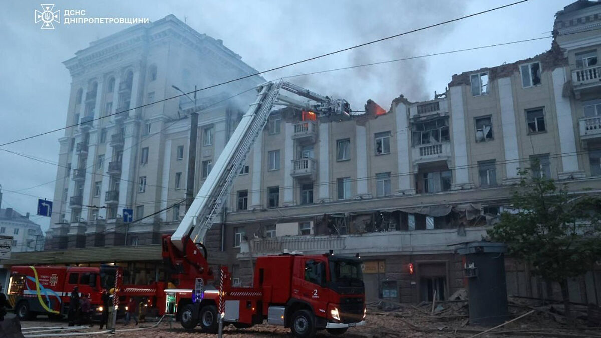 In der Region Dnipropetrovsk kommt es – wie überall in der Ukraine – immer wieder zu folgenschweren und tödlichen Luftangriffen mit russischen Raketen und Drohnen. Die Flugabwehr sei eine wichtige Fähigkeit, die europäische Staaten gemeinsam ausbauen müssten. Foto: The State Emergency Service of Ukraine