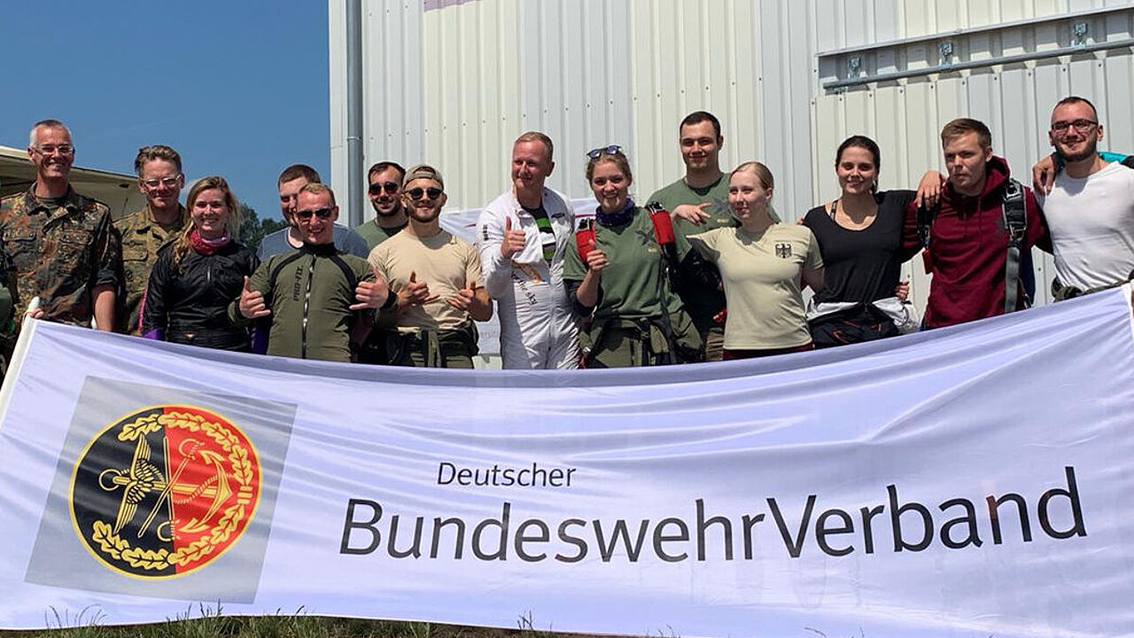 Das 20-jährige Bestehen der Freifall Ag wurde gemeinsam mit dem DBwV gefeiert. Foto: HSU