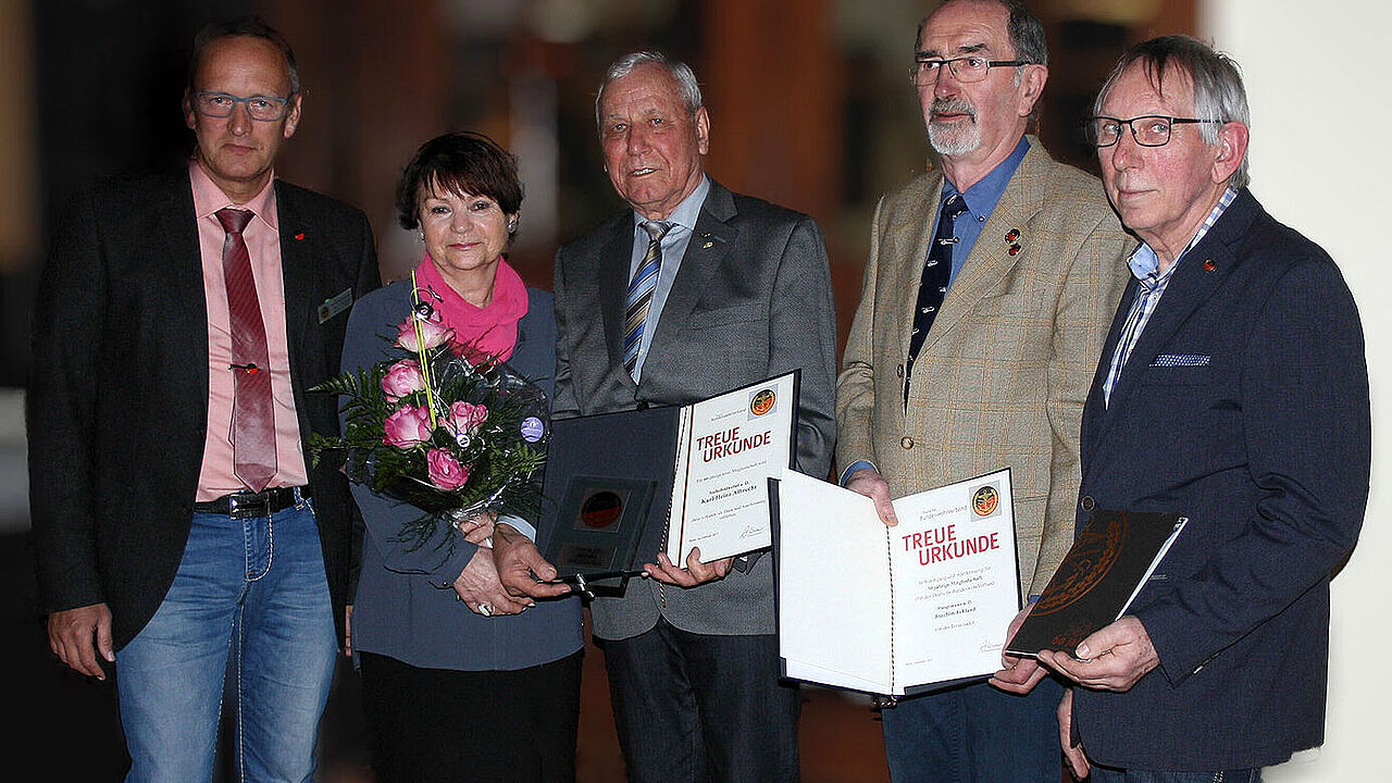 v.l.: Schenkel, Albrecht mit Gattin, Fehland und Heißenbüttel (Foto: DBwV/LV Nord)