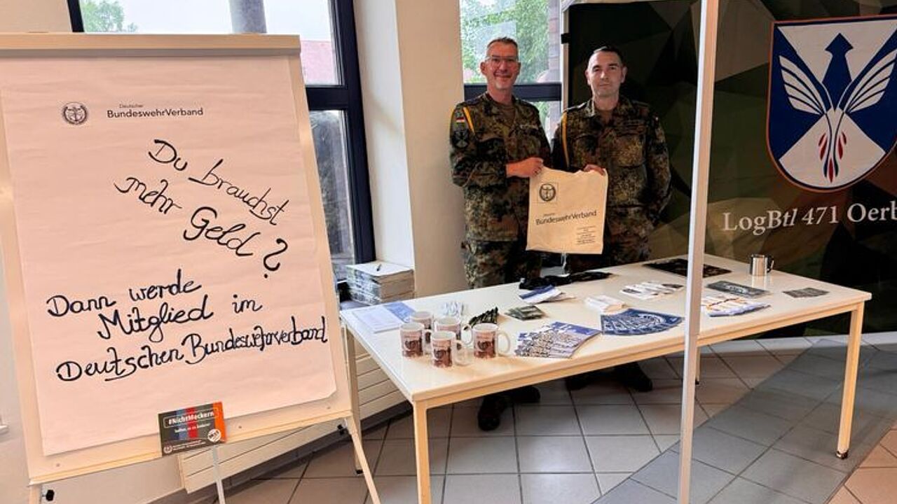 Udo Neumann (von links) und Oliver Neujahr starteten die Eigeninitiative kurzfristig. Foto: DBwV