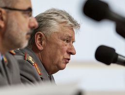 Generalinspekteur der Bundeswehr, General Volker Wieker, auf der Spießtagung in Hannover. Fotos: Bundeswehr/ Kai-Axel Döpke