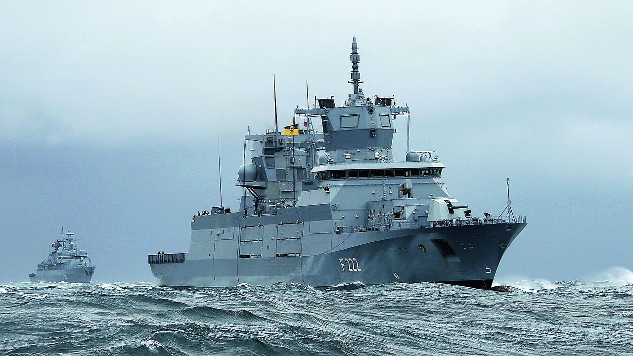 Das Maritime muss intensiver in die öffentliche Wahrnehmung gebracht werden, fordert Fregattenkapitän Marco Thiele. Hier die Fregatte „Baden-Württemberg“ bei einer Übungsfahrt in der Nordsee. Foto: Bundeswehr/Vennemann