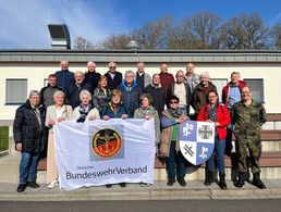 Die KERH Eifel besuchte das Zentrum Operative Kommunikation der Bundeswehr (ZOpKomBw) in Mayen. Foto: Hauptmann Miriam Wiskirchen