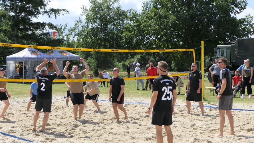 Beachvolleyball war eine der Mannschaftssportarten. Foto: DBwV