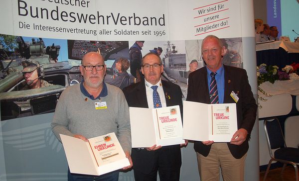 v.l.: Die Geehrten Hendrik Grüger, Johann Harms und Hans-Dieter Petersen (Foto: DBwV)