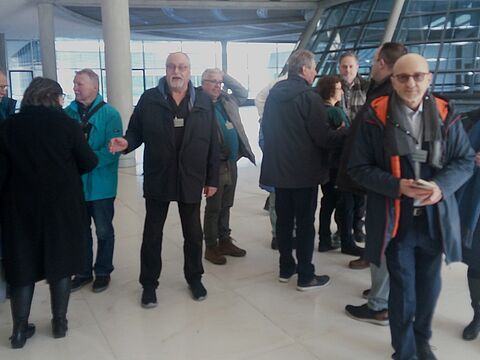 Zum Ende des Informationsbesuches im Deutschen Bundestag, bestand für die Teilnehmer der KERH Mar-zahn-Hellersdorf die Möglichkeit die Reichstagskuppel zu besuchen. Foto: Intemann