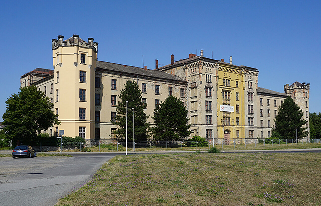 Die Mandaukaserne in Zittau. Foto: Klaus Schöne