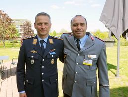 Der neue Landesvorsitzende und sein Stellvertreter: Hauptmann Ralf Baasch (r.) und Hauptmann Alexander Dreiser. Foto: DBwV/Kruse