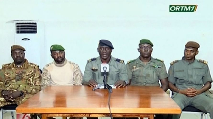 Per Videobotschaft kündigten die Putschisten in Mali die Bildung eines "Nationalen Komitees für die  Errettung des Volkes" an. Foto: picture alliance / ASSOCIATED PRESS | ORTM TV