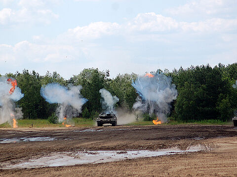Panzerangriff im Rahmen des Heidesturms. Foto: Fritsch