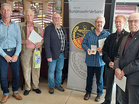 In Osterode (v.l.n.r.): Hartmut Limbrecht, Wilfried Liebmann, Matthias Bengsch, Klaus-Peter Strickroth, Dieter Hampe und Dieter Mönnich. Foto: LV Nord