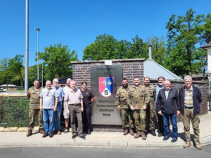 Der neue Vorstand der Standortkameradschaft Dorsten ist gewählt. Foto: StOKa Dorsten