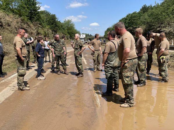 Hunderte Bundeswehrsoldaten unterstützen bei der Bewältigung der Folgen der Hochwasserkatastrophe. Foto: Bundeswehr