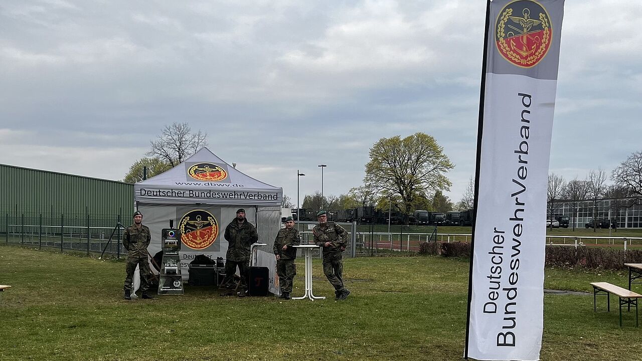 Die Truppenkameradschaft ist bei allen Veranstaltungen aktiv dabei. Foto: DBwV