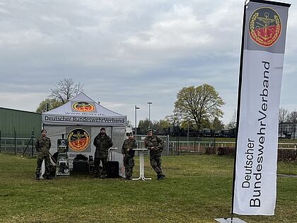 Die Truppenkameradschaft ist bei allen Veranstaltungen aktiv dabei. Foto: DBwV