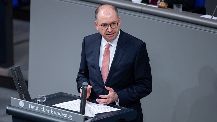 Niels Annen (SPD), Staatsminister im Auswärtigen Amt, warb für eine Fortsetzung der Mission UNMISS im Südsudan. Foto: picture alliance/dpa | Gregor Bauernfeind