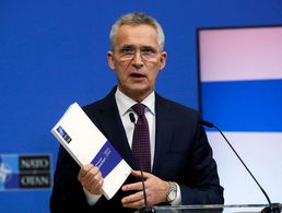 NATO-Generalsekretär Jens Stoltenberg hat jetzt seinen Jahresbericht 2022 vorgestellt. Foto: picture alliance/EPA