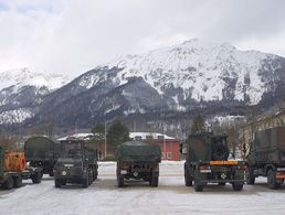 Der Schnee-Einsatz ist beendet, die Fahrzeuge kehren in die Kasernen zurück.