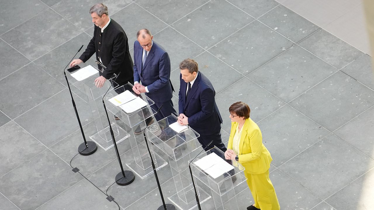 Die Parteispitzen Markus Söder (CSU), Friedrich Merz (CDU), Lars Klingbeil und Saskia Esken (beide SPD) vereinbarten Anfang März nach Sondierungsgesprächen die Aufnahme von Koalitionsverhandlungen. Foto: picture alliance/dpa/Kay Nietfeld
