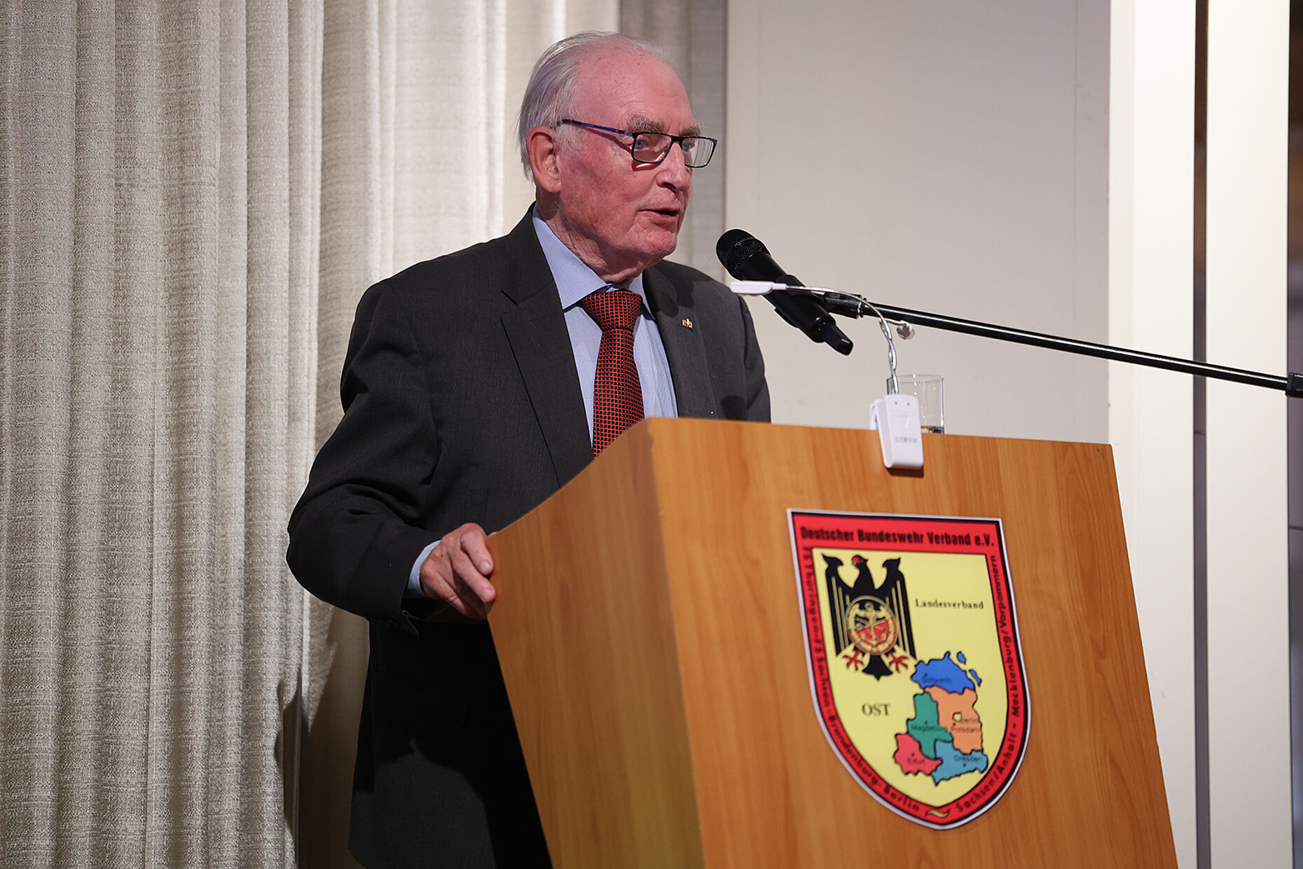 General a.D. Hans-Peter von Kirchbach. Foto: DBwV/Yann Bombeke